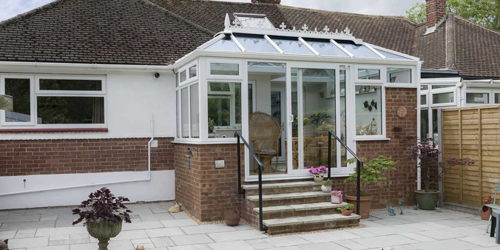 Edwardian Conservatory with Patio Doors